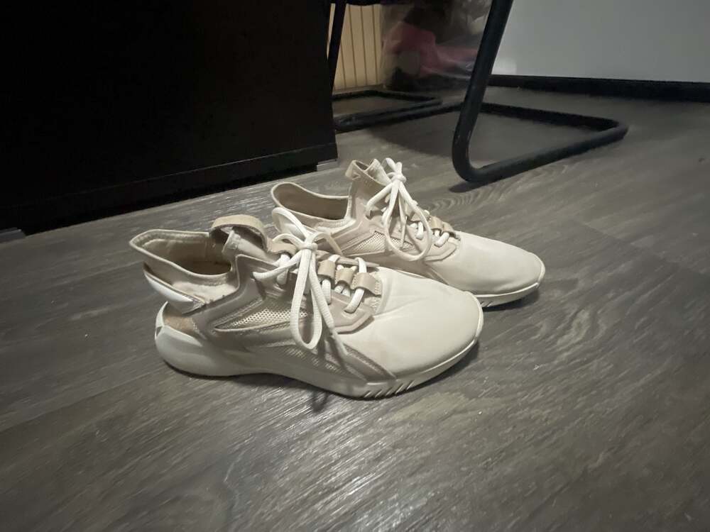 Reebok Freestyle Motion Lo Training Sneakers